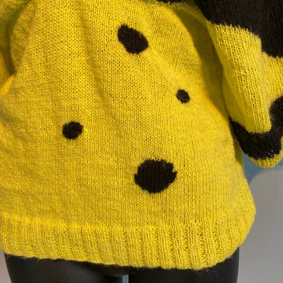 Hand Crafted Yellow and Black Sweater - Picture 4 of 8